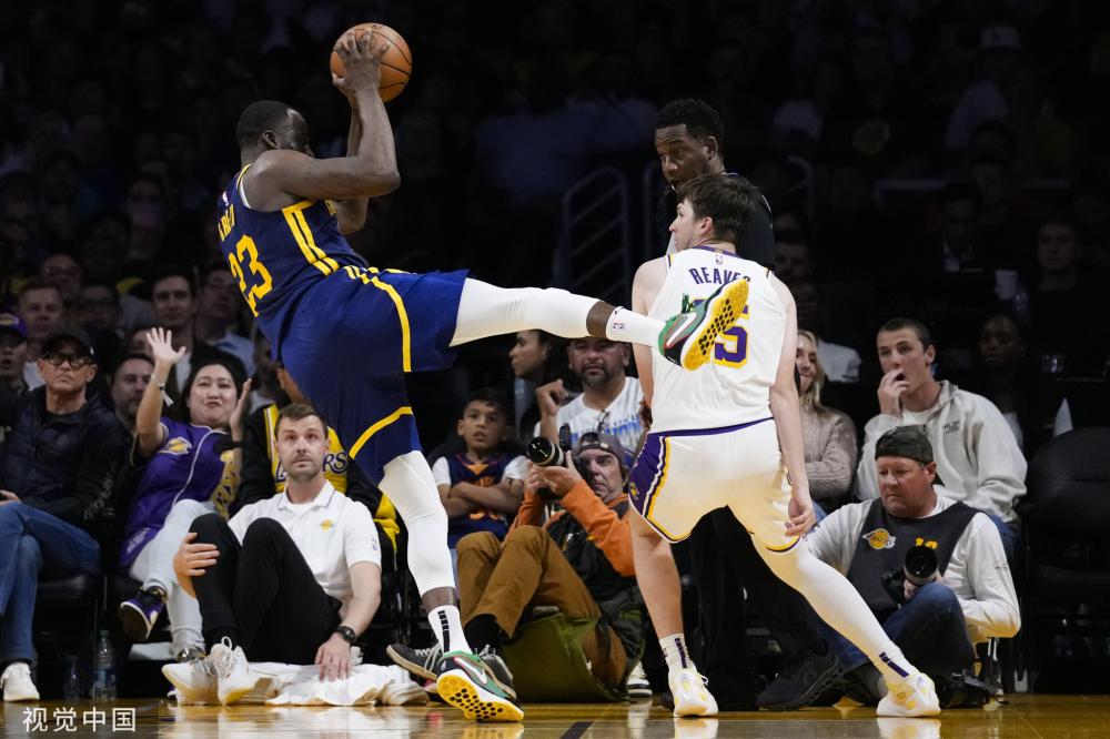 出各队在短 出各队在短