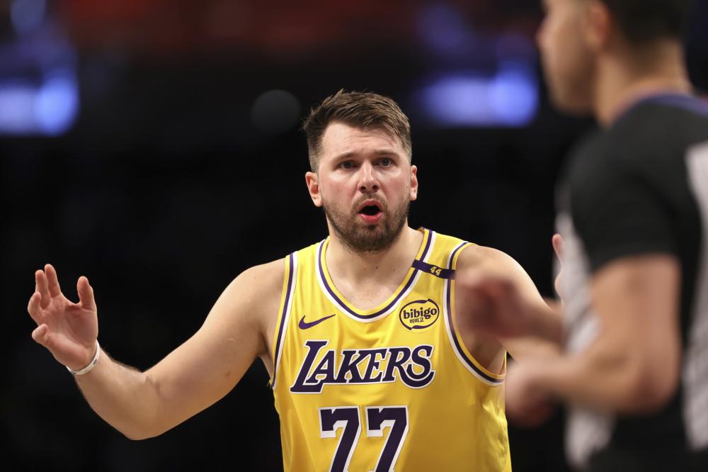 临场应变的 临场应变的